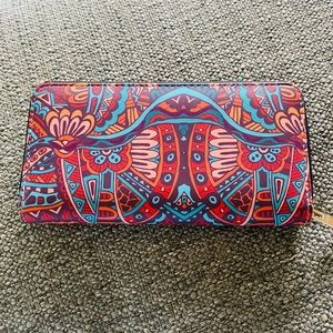 Gorgeous NWOT suede-like wallet.